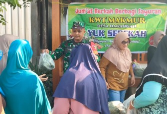 Jumat berkah KWT Makmur