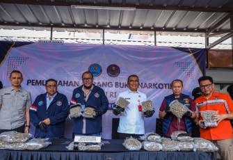 BNN RI Amankan WNA China Bawa 14,6 Kg Ganja di Bandara Soekarno-Hatta 