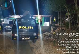 Polres Malang Salurkan Bantuan Air Bersih untuk Warga Terdampak Kekeringan di Bandungrejo