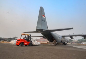 TNI Kerahkan Kekuatan Udara, Perkuat Operasi Modifikasi Cuaca