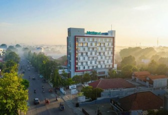 Metland Hotel Cirebon Gelar Dolan Sore & Pasar Dadakan