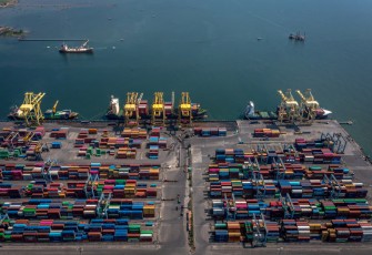 Neraca Dagang Surplus, Arus Logistik Nasional Terus Bergerak