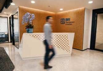 Volatilitas Rupiah Dorong Diversifikasi Portofolio, BRI-MI Tawarkan Alternatif Investasi Dolar