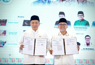 Menteri Koperasi (Menkop) Ferry Juliantono pada acara Persis Ramadan Expo 2026, di Kota Bandung, Jawa Barat, Jumat (6/3)