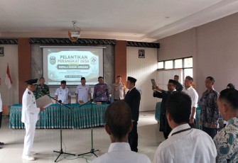 Danramil 0801/02 Kebonagung Hadiri Pelantikan Kasun