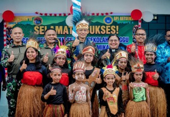  Foto bersama