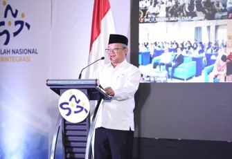 Mendikdasmen Abdul Mu’ti pada pembukaan Masa Pengenalan Lingkungan Sekolah (MPLS) 17 SNT di Bogor, Jawa Barat, Senin (10/8). 