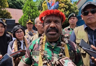 Staf Khusus Menteri Pertahanan (Stafsus Menhan) Bidang Kedaulatan Negara, Lenis Kogoya