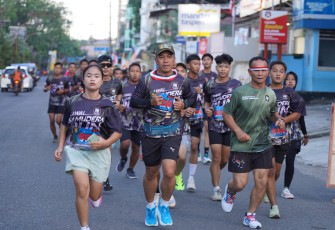 Ribuan Pelari Meriahkan Kawal Samudera Run, Sambut HUT ke-68 Korem 023/KS dan HUT ke-81 Kemerdekaan RI