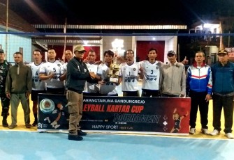 Final Turnamen Voli HUT ke-81 Desa Bandungrejo Meriah, RW 08 dan RW 04 Keluar sebagai Juara
