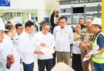 Wagub Nyanyang Tinjau Perbaikan RSUD Raja Ahmad Tabib