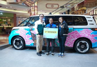 Wakil Menteri Ekonomi Kreatif, Irene Umar, menghadiri pengumuman pemenang Design Hunt Competition kolaborasi ID. Buzz X Kementerian Ekraf, di Pondok Indah Mall 2, Jakarta, Kamis (12/2/2026).