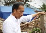 Keharuan Presiden Jokowi usai menyaksikan dampak gempa Cianjur, Jawa Barat, Kamis (8/12)