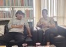 Ketua KJD John Hutapea bersama Kabid Disporyata Nur Abdullah diruang kerjanya, Selasa (16/4)