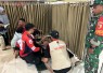 Sejumlah murid dapat penanganan medis setelah keracunan MBG 