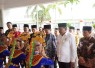Wali Kota Bengkulu Dedy Wahyudi menyambut langsung kedatangan Menteri Agama Republik Indonesia, Nasaruddin Umar, di ruang VVIP Bandara Fatmawati Soekarno, Kamis sore (23/4/2026) /Foto : MC