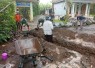 Pemasangan buis beton saluran air