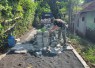 Pemasangan paving di dusun Klagin