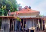 Pengerjaan atap musholla di dusun Klagin