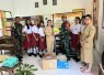 Semangat literasi memberikan buku bacaan