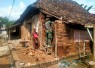 Perbaiki rumah warga desa binaan