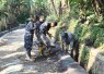 Pengerjaan pengecoran drainase di dusum Lembenah