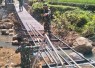 Pembangunan jembatan di desa Tawangrejo