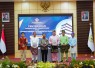 Bupati Batu Bara Terima Penghargaan