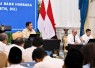 Kepala BP BUMN sekaligus COO Danantara, Dony Oskaria, menghadiri pertemuan yang dipimpin langsung oleh Presiden Prabowo Subianto bersama jajaran komisaris utama dan direktur utama bank-bank anggota Himbara di Istana Merdeka,