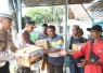 Polres Bondowoso Salurkan Bantuan untuk Anak Yatim, Ojol dan Sopir Angkot