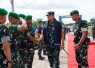 Pangdam I/Bukit Barisan Mayjen TNI Hendy Antariksa melaksanakan kunjungan kerja ke Yonif TP 908/GD yang berlokasi di Jalan Runding No. 114, Desa Sidiangkat, Kecamatan Sidikalang, Kabupaten Dairi, Kamis (2/7/2026)