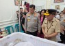 Kapolda dan Gubernur Kalteng Melayat ke Rumah Duka Aipda Yudhi Perdana Putra