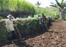Sertu Tatang Hadir di Tengah Petani, Percepat Persiapan Musim Tanam