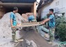 Pengayakan pasir untuk rabat jalan