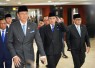Menteri Ekonomi Kreatif/Kepala Badan Ekonomi Kreatif (Ekraf), Teuku Riefky Harsya (kanan), bersama Menteri Koordinator Bidang Infrastruktur dan Pembangunan Kewilayahan, Agus Harimurti Yudhoyono (AHY) (kiri) dan Wakil Ketua MPR RI, Edhie Baskoro Yudhoyono (Ibas) (tengah), menghadiri Sidang Tahunan MPR serta Sidang Bersama DPR dan DPD RI 2026 di Gedung DPR/MPR RI, Jakarta, Jumat (14/08/2026)