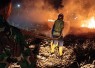 Padamkan api di lahan tebu Bangunsari