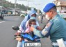 TNI AL Bagikan Masker dan Edukasi Warga Pesisir 