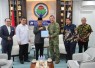Menteri Desa dan Pembangunan Daerah Tertinggal (Mendes PDT) Yandri Susanto bersama Wakil Menteri (Wamendes PDT) Ahmad Riza Patria, menerima audiensi Panglima Kopassus, Letjen TNI Djon Afriandi di ruang kerja