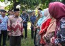 Menteri Pendidikan Dasar dan Menengah Abdul Mu’ti melakukan kunjungan kerja dan mendengar langsung kisah Perjuangan Sitimah