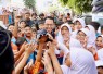 Wali Kota Batam, Amsakar Achmad, dan Wakil Wali Kota Batam, Li Claudia Chandra, bersama peserta didik, belum lama ini.